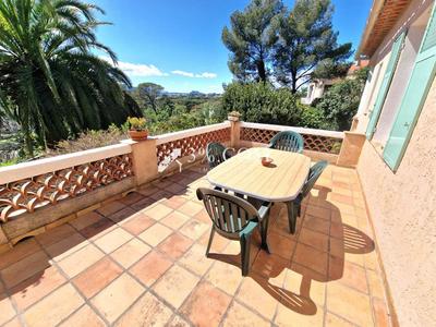 Villa - 160 m² - 6 pièces