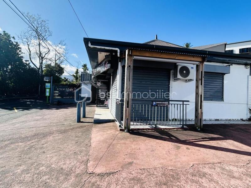 Local commercial - 86 m² - 2 pièces