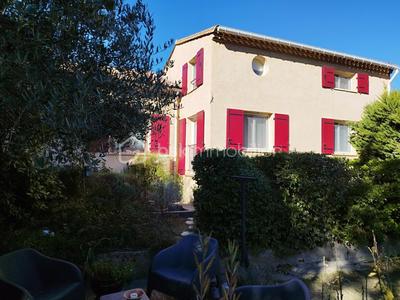 Demeure - 208 m² - 10 pièces