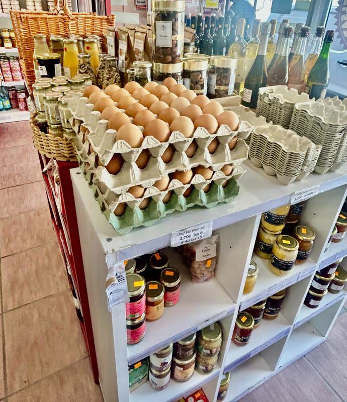 Local commercial - 706 m² - 8 pièces