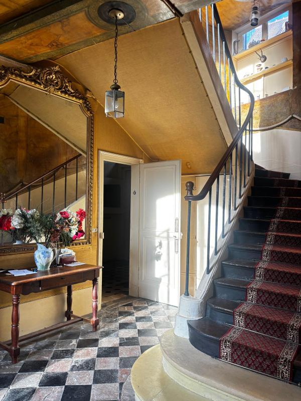 Maison - 224 m² - 8 pièces