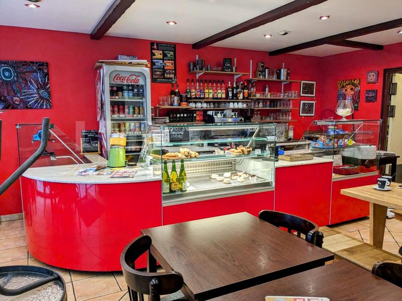 Magasins - 100 m² - 3 pièces