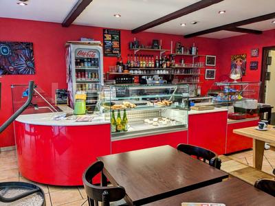 Magasins - 100 m² - 3 pièces