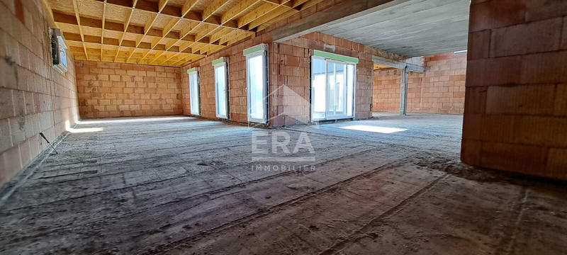 Maison - 180 m² - 7 pièces