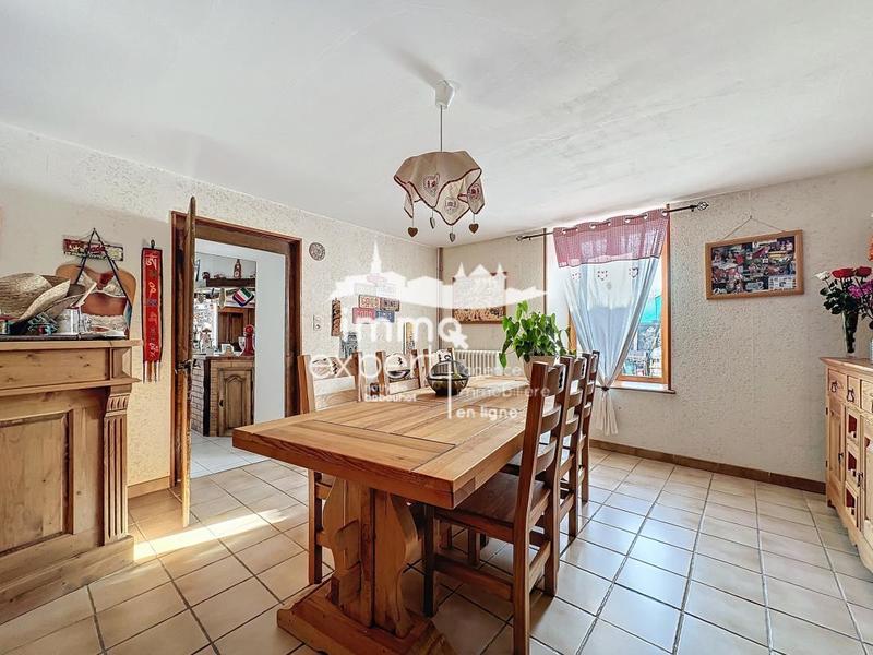 Maison - 163 m² - 6 pièces