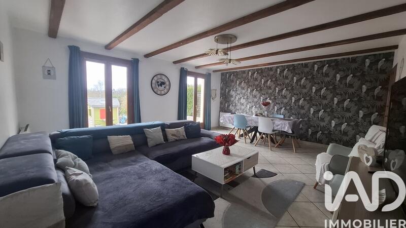 Maison - 101 m² - 5 pièces