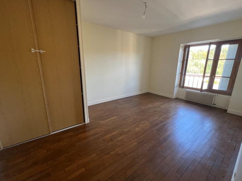 Appartement - 149 m² - 6 pièces