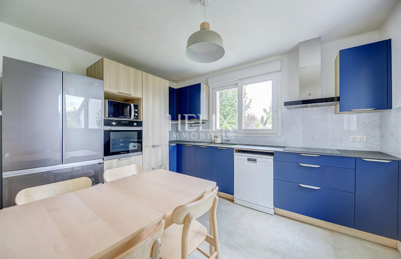 Maison - 156 m² - 7 pièces