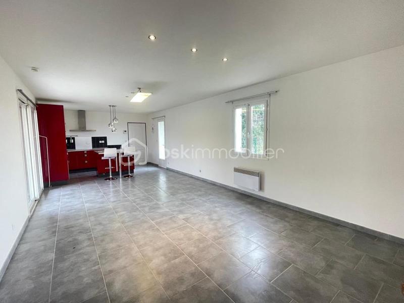 Maison traditionnelle - 83 m² - 4 pièces