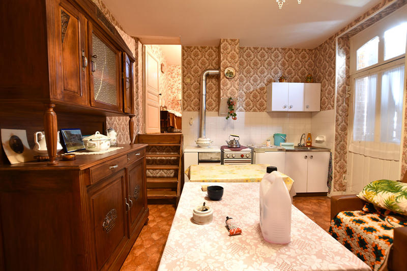 Maison - 155 m² - 9 pièces