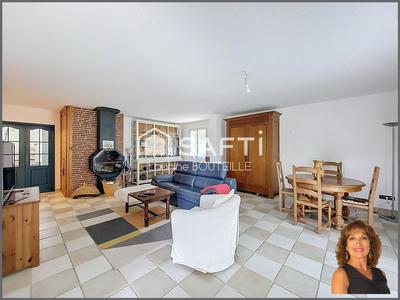 Maison - 202 m² - 8 pièces