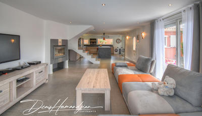 Maison - 175 m² - 6 pièces