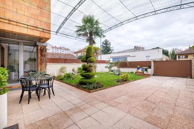 Maison - 147 m² - 6 pièces