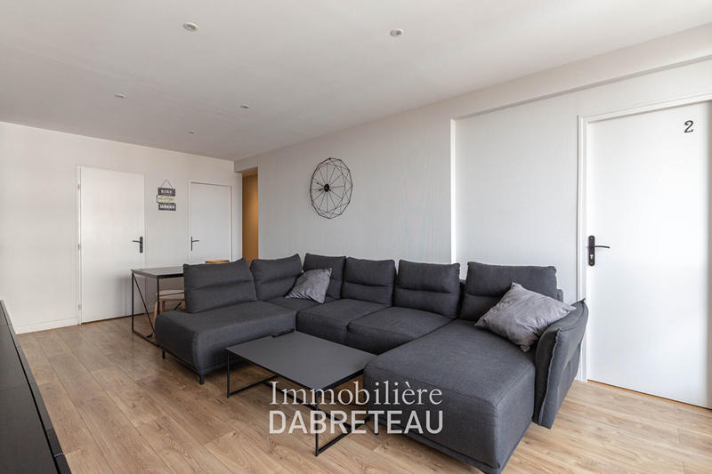 Chambre - 107 m² - 7 pièces