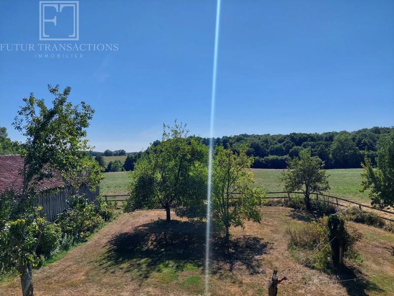 Propriété - 288 m² - 9 pièces