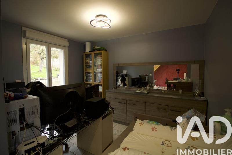 Maison - 143 m² - 8 pièces