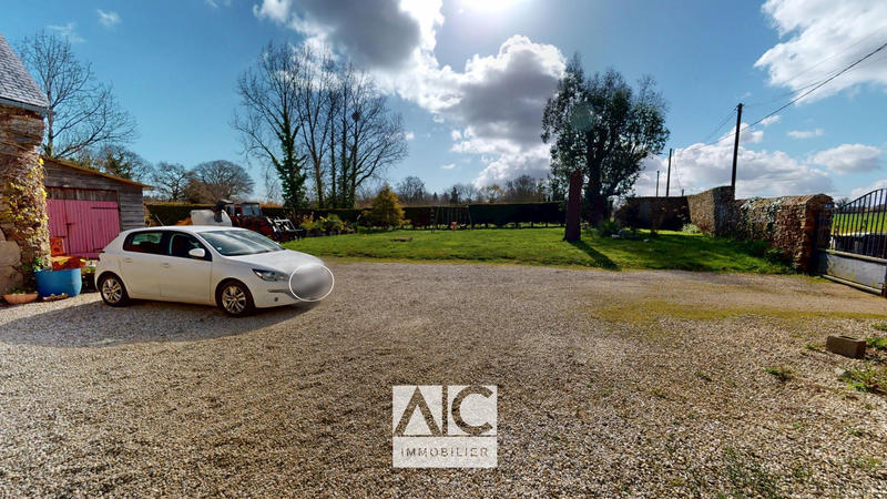 Maison - 195 m² - 8 pièces