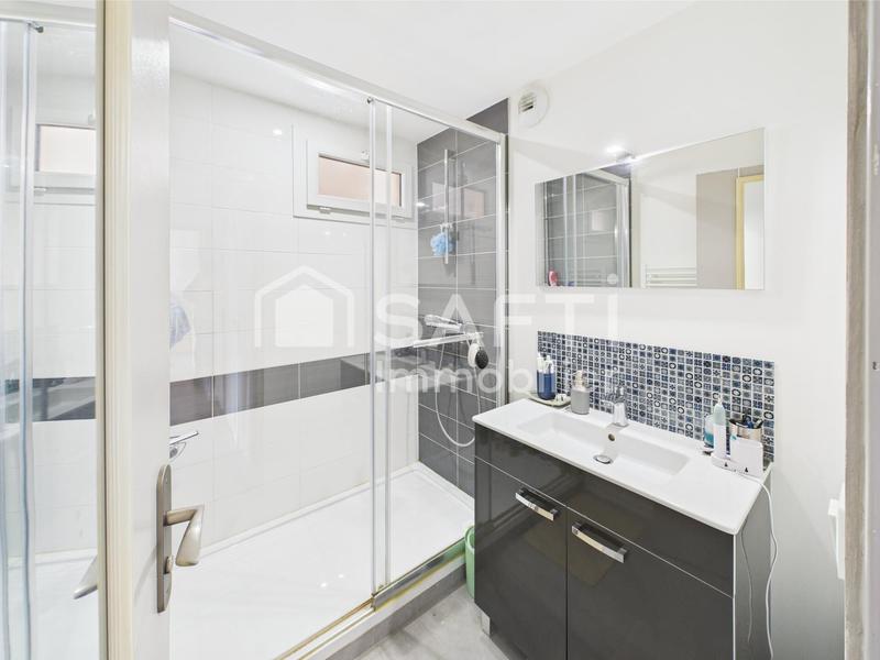 Appartement - 94 m² - 4 pièces