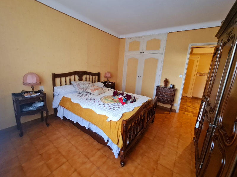 Maison - 171 m² - 7 pièces