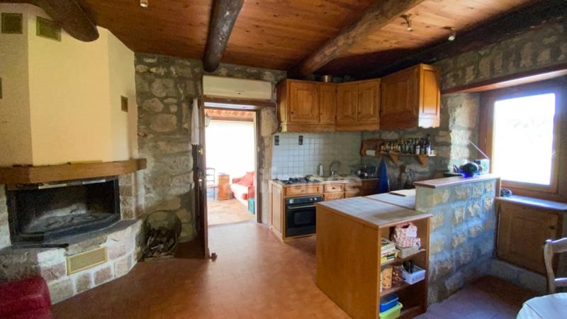 Maison en pierre - 72 m² - 4 pièces