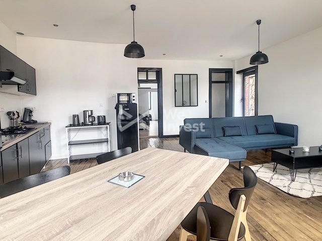 Maison - 192 m² - 7 pièces