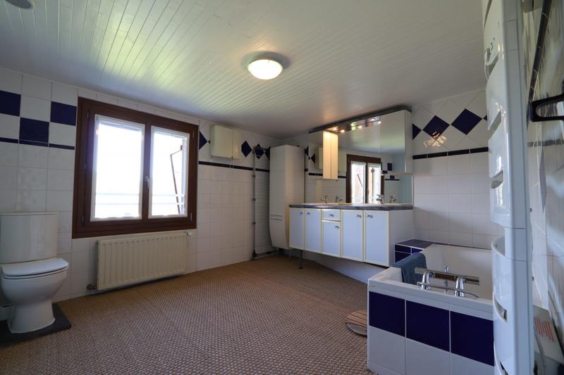 Maison - 168 m² - 6 pièces