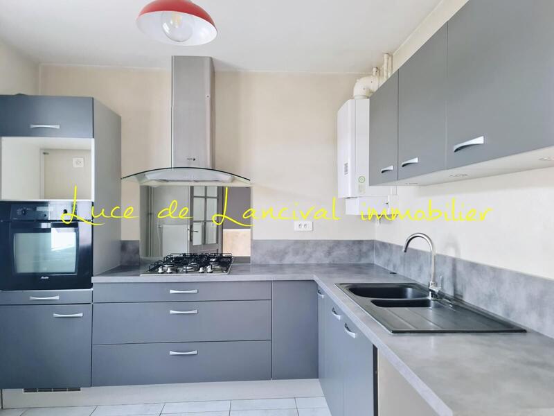 Maison - 94 m² - 4 pièces