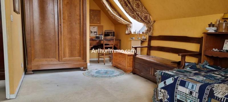 Maison - 180 m² - 7 pièces