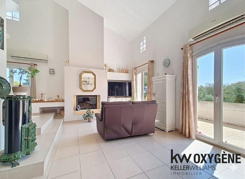 Villa - 215 m² - 12 pièces