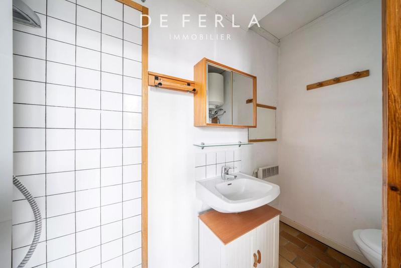 Studio - 15 m² - 1 pièce