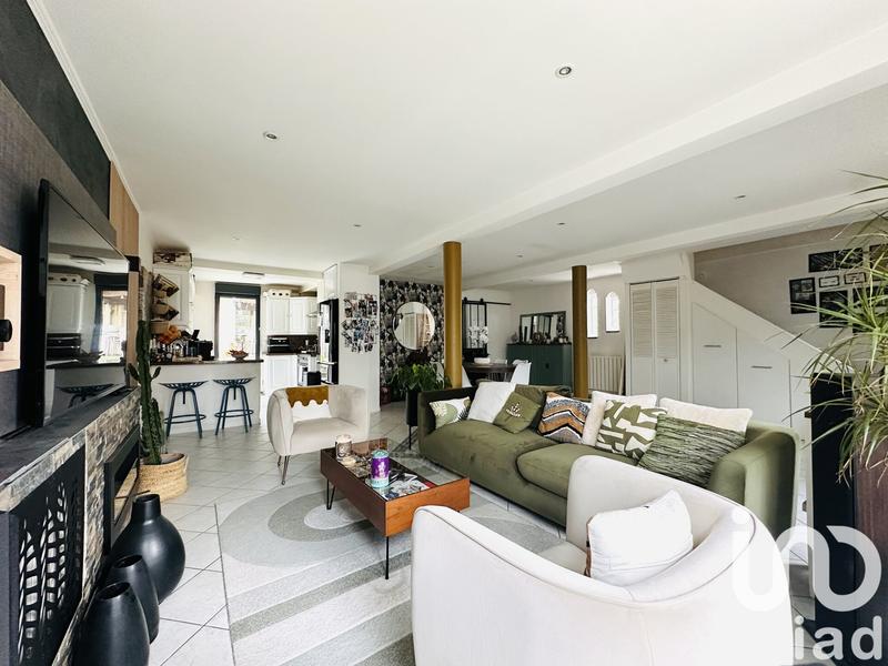 Maison - 140 m² - 6 pièces