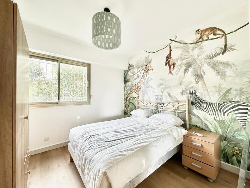 Appartement - 82 m² - 4 pièces