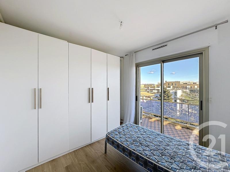 Appartement - 105 m² - 4 pièces