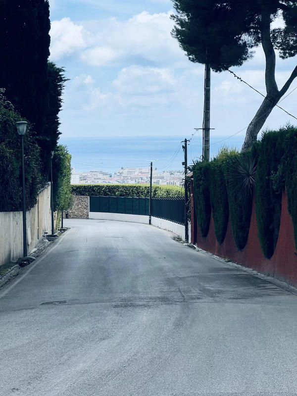 Maison - 200 m² - 6 pièces