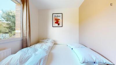 Chambre - 9 m² - 6 pièces