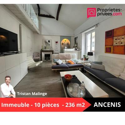 Immeuble - 236 m² - 10 pièces