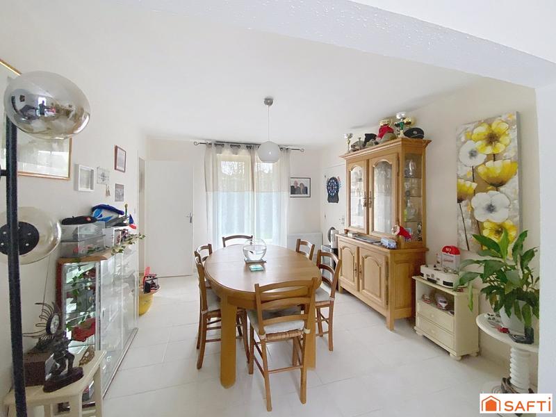 Maison - 93 m² - 6 pièces