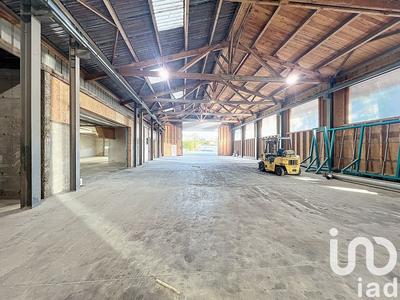 Immeuble - 2 467 m²