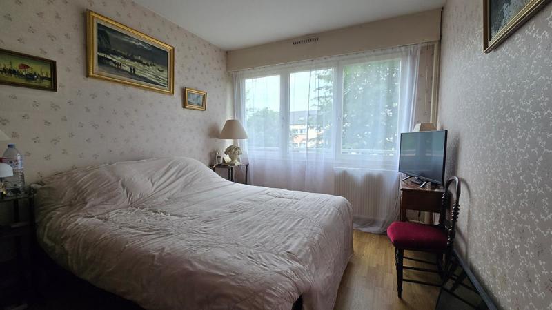 Appartement - 104 m² - 4 pièces