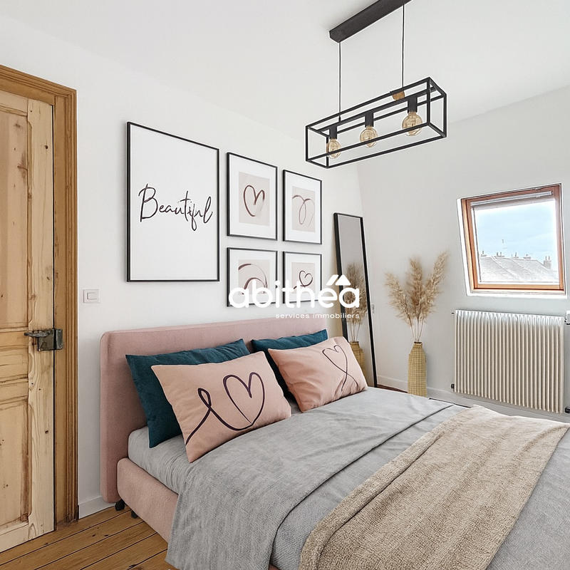 Maison - 152 m² - 8 pièces