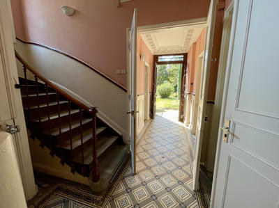 Villa - 195 m² - 9 pièces