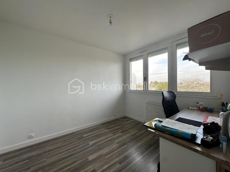 Appartement - 83 m² - 5 pièces