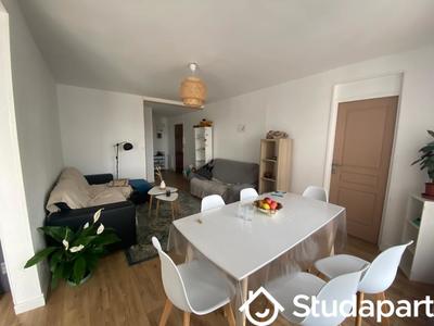 Chambre - 9 m² - 1 pièce