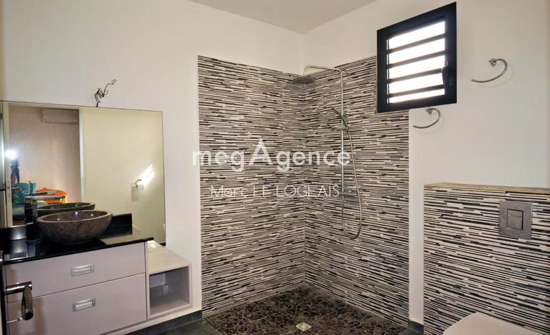 Villa - 210 m² - 5 pièces