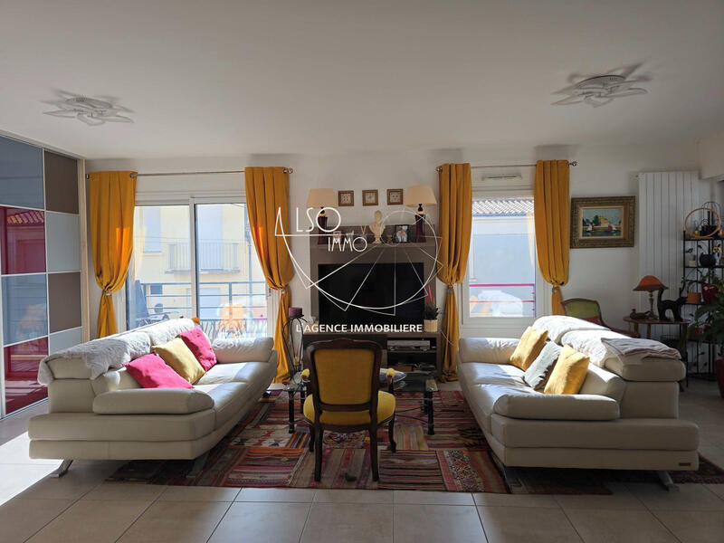 Appartement - 140 m² - 6 pièces