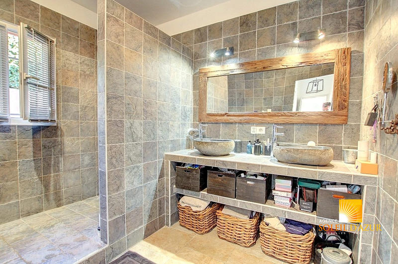 Villa - 210 m² - 7 pièces