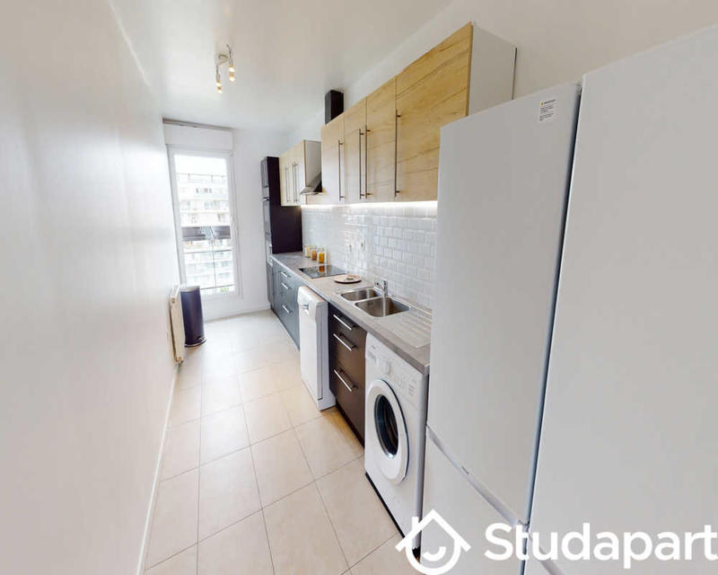 Chambre - 140 m² - 1 pièce