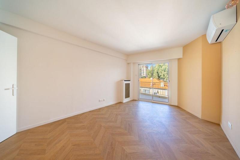 Appartement - 128 m² - 4 pièces