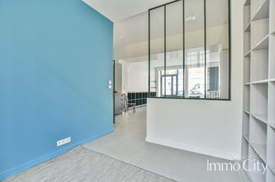 Local commercial - 75 m² - 2 pièces