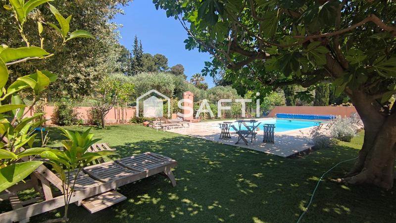 Bastide - 250 m² - 9 pièces